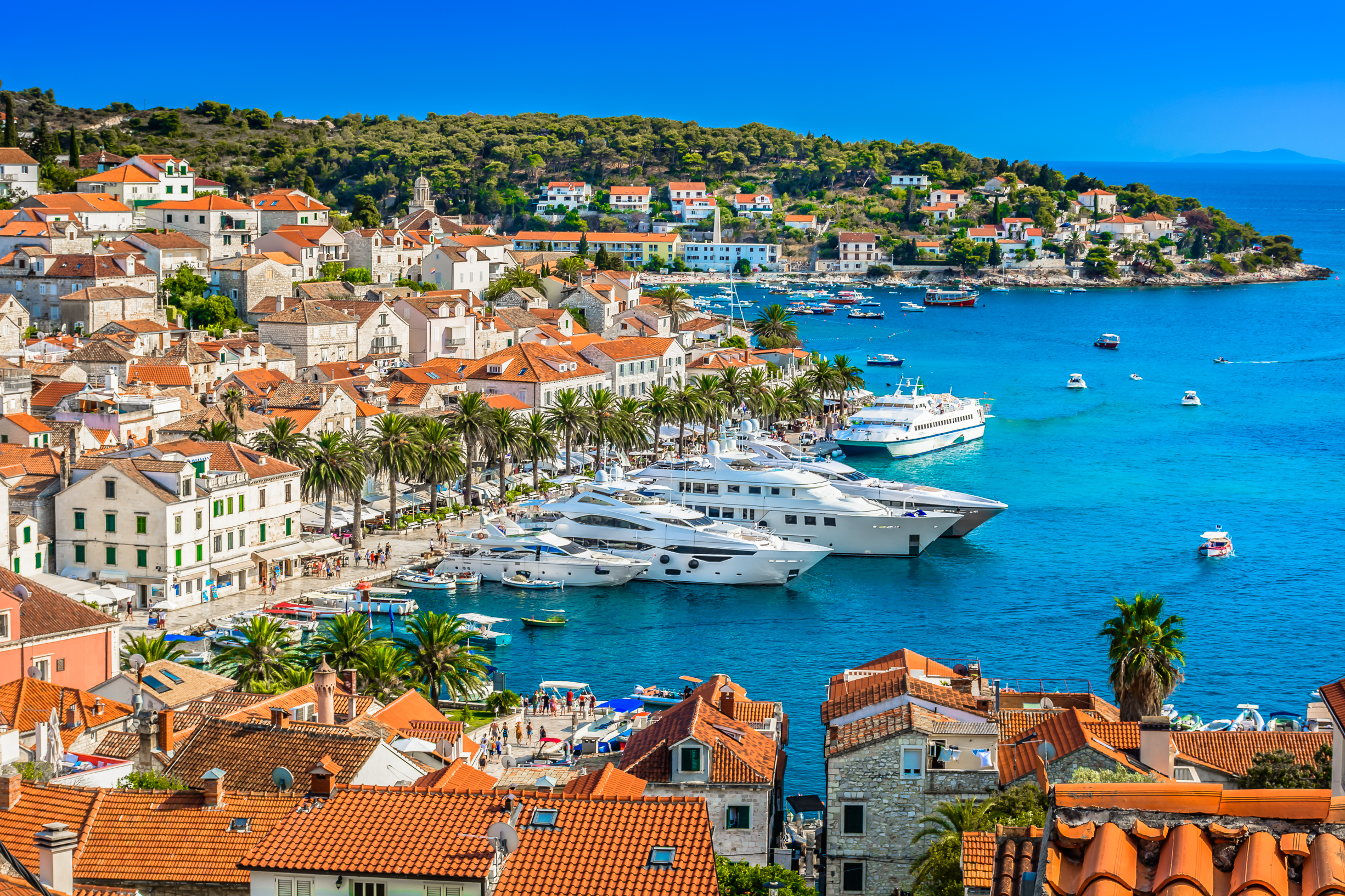 Cruising Croatia & Montenegro – Dubrovnik, Split, Enchanting Islands 