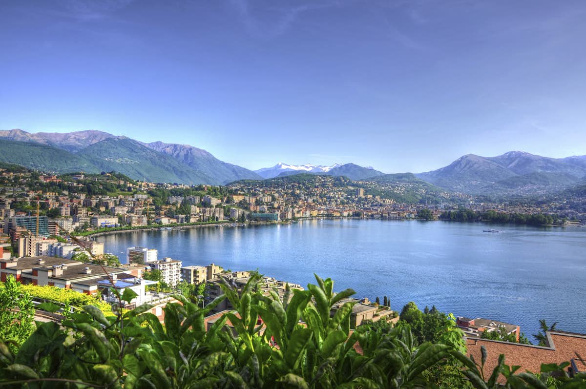 lake como hindu singles Lake como is situated in italy's lombardy region, which is famous for its stunning vistas of untouched natural paradise green mountains soar into the sky, capped by snow and reflected in the cerulean water. lake como hindu singles Lake como is situated in italy's lombardy region, which is famous for its stunning vistas of untouched natural paradise green mountains soar into the sky, capped by snow and reflected in the cerulean water.