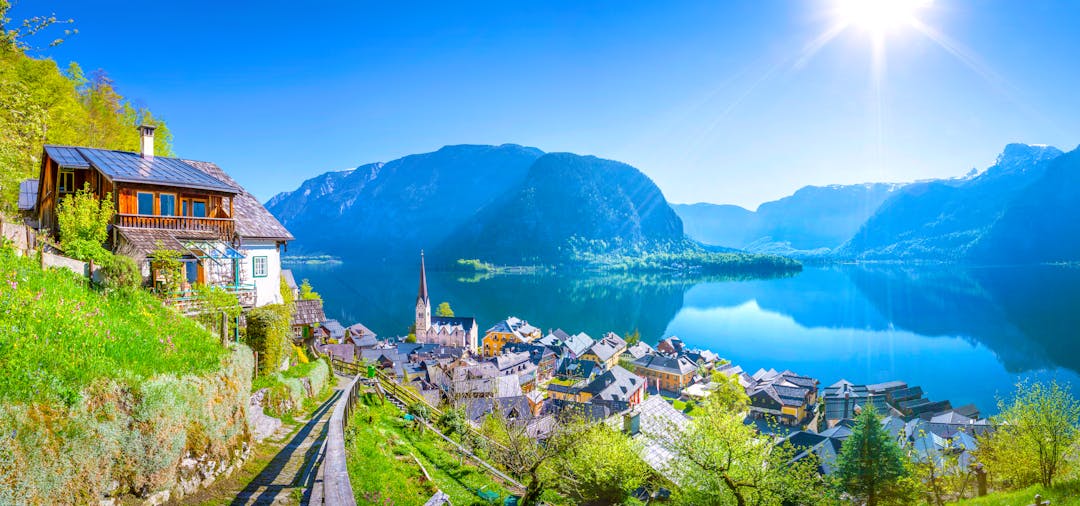 Austrian Lakes, Salzburg & Vienna by Air Tour | Leger Holidays