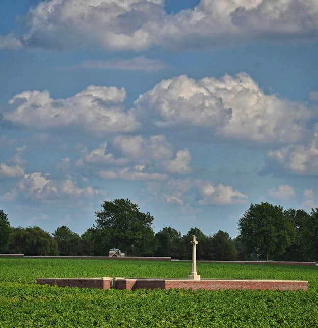 Walking The Ypres Salient Walking The Ypres Salient