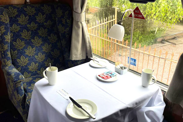 First Class Yorkshire Steam and Chatsworth House | Shearings