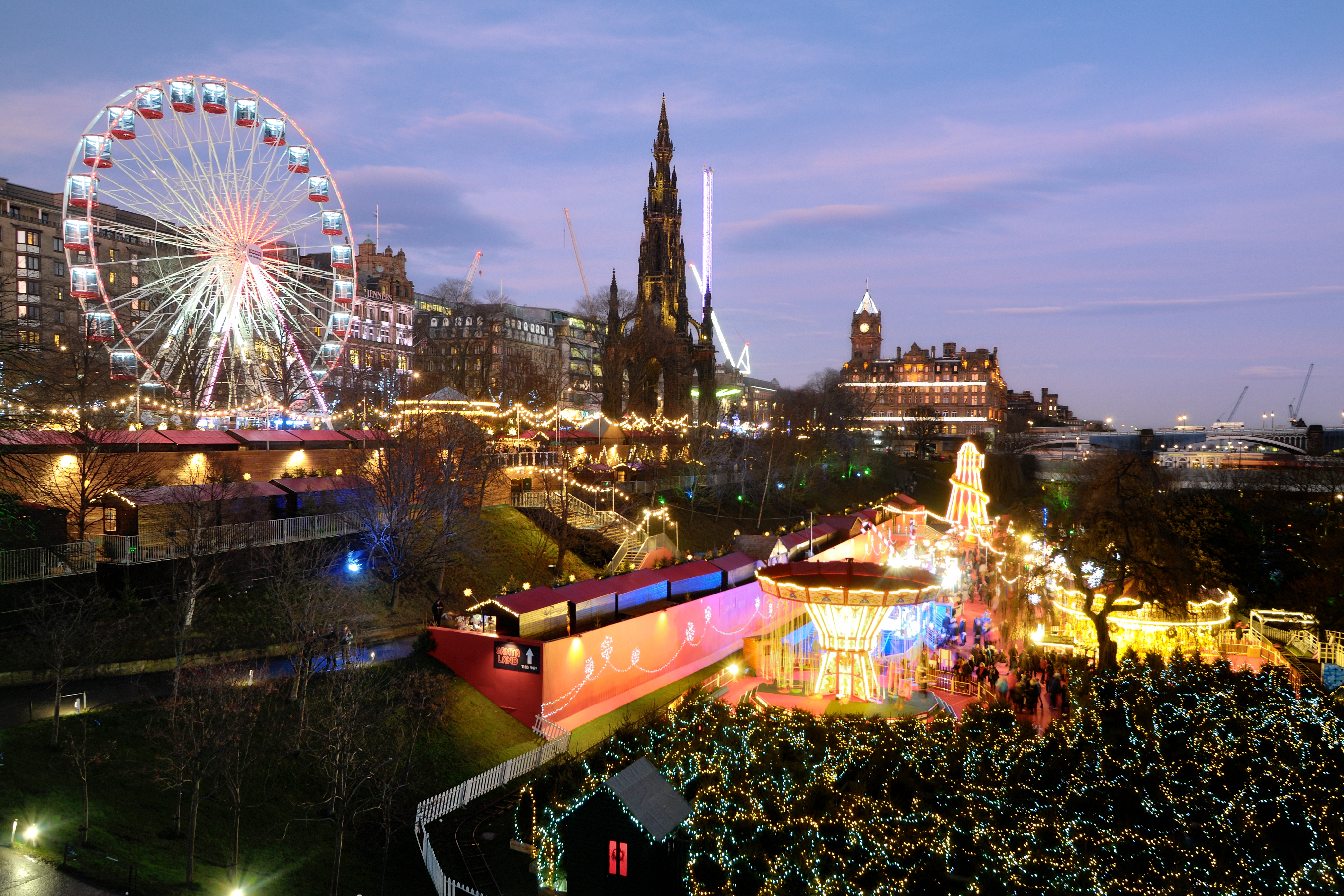 Edinburgh Christmas Market by Rail Shearings