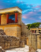 Knossos and the Minoan Palace