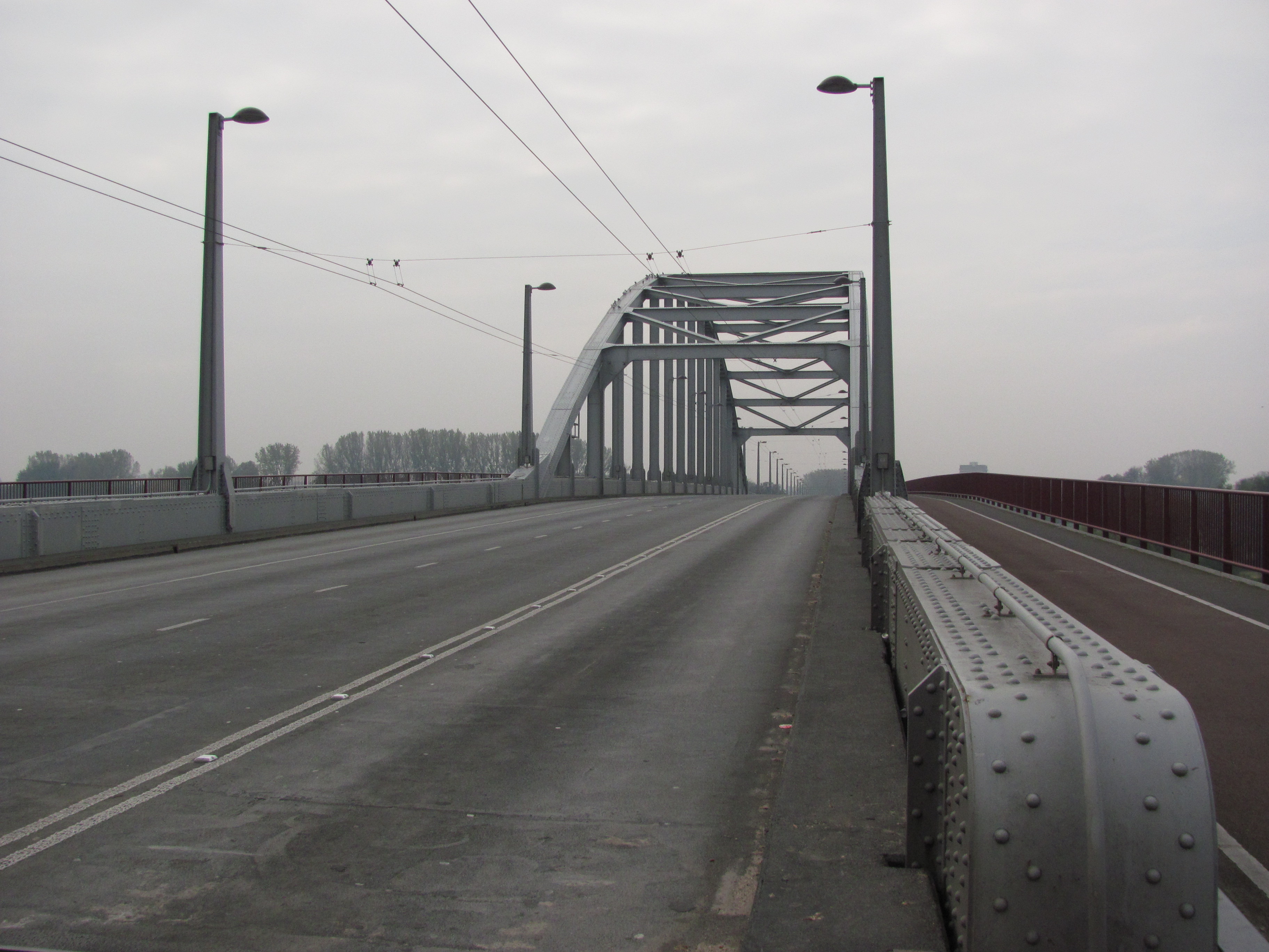 WW2 In The Netherlands Arnhem And The Holocaust Via Hull Or Newcastle   Arnhem Bridge 22187 