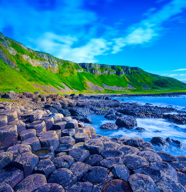 The Mountains of Mourne & the Giant’s Causeway The Mountains of Mourne & the Giant’s Causeway