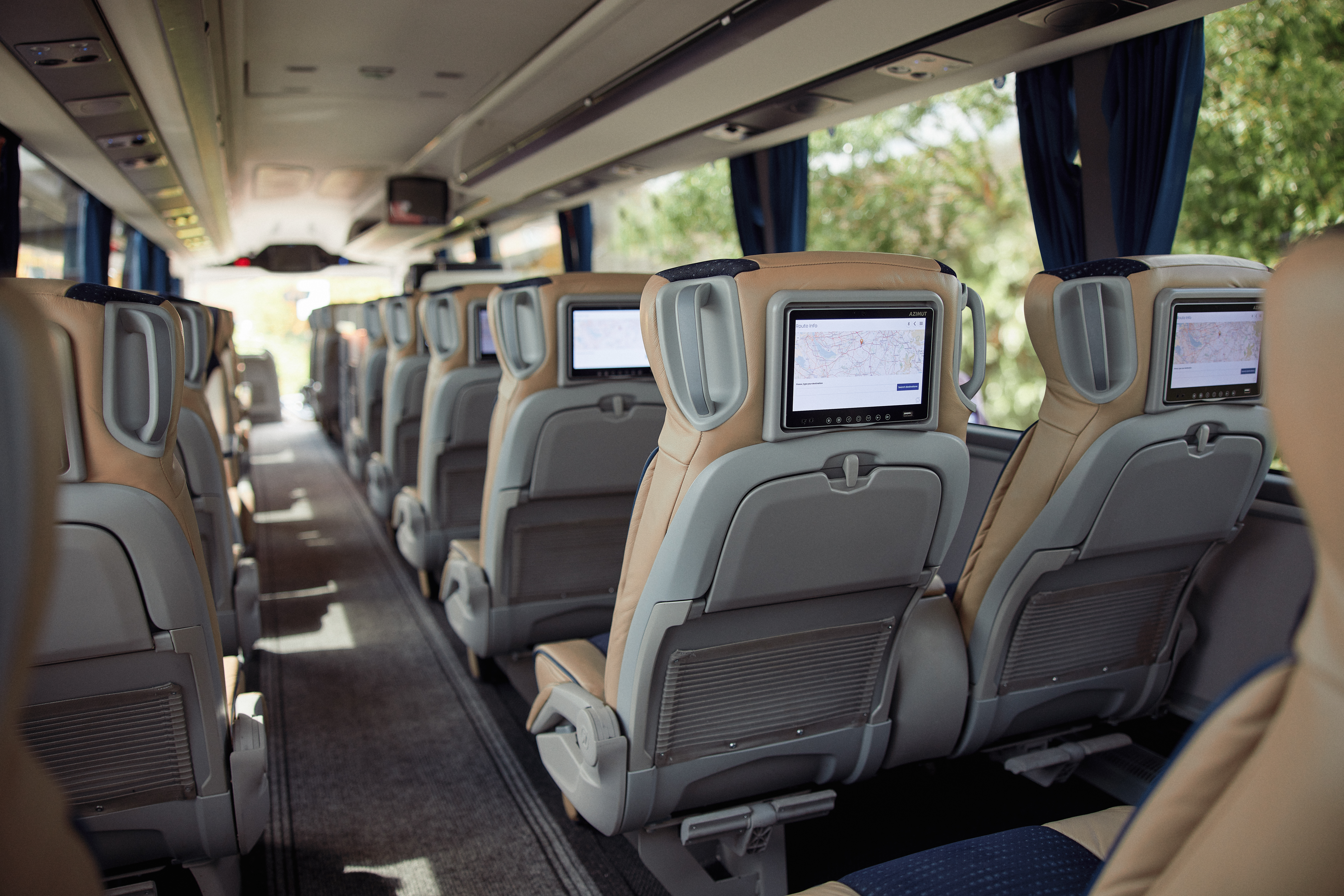 Luxuria Coach Layout