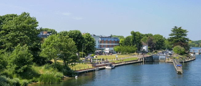 The Runnymede on Thames