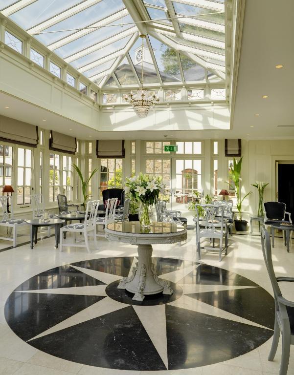The Heights Hotel