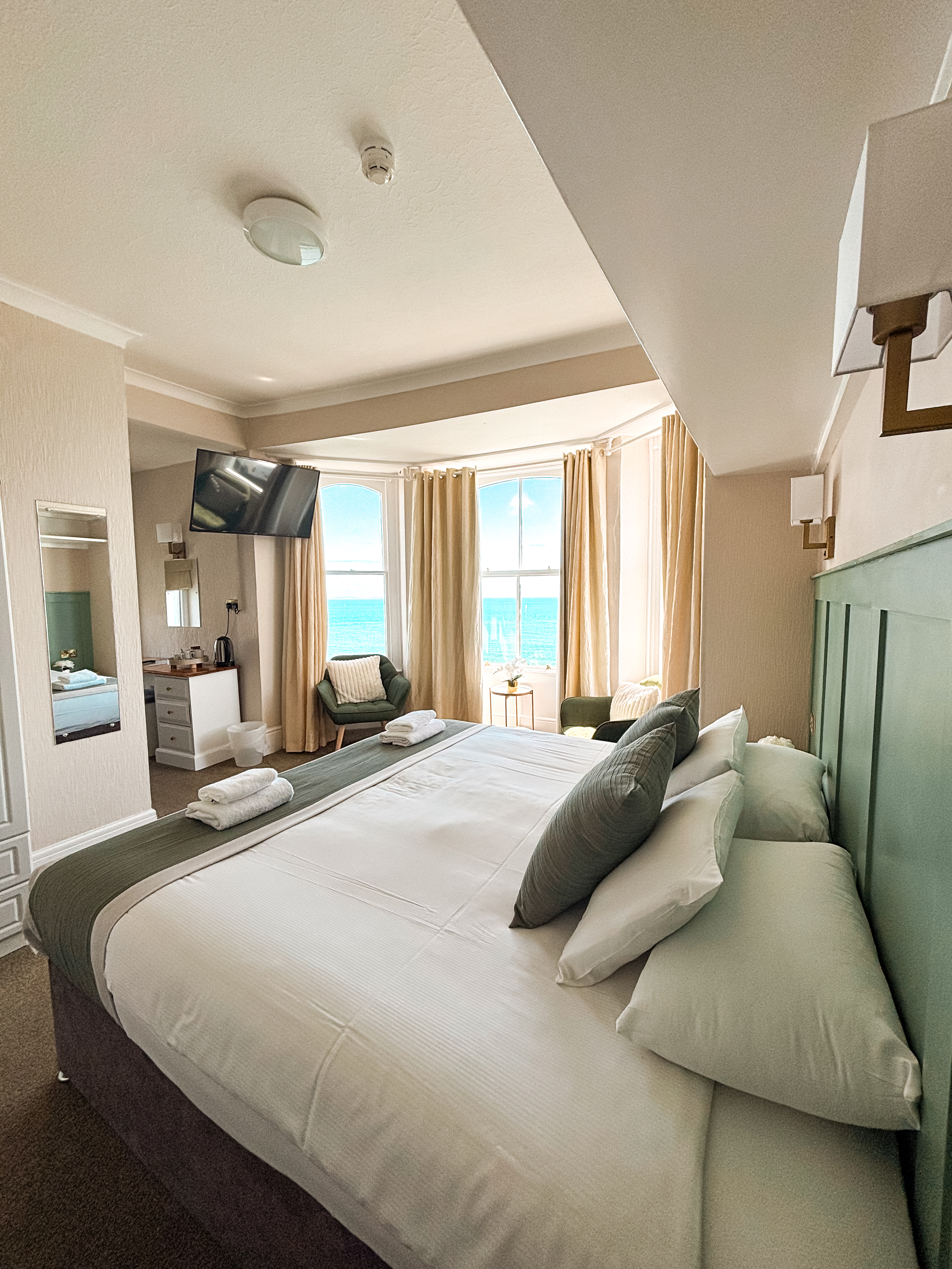 Clarence House Hotel